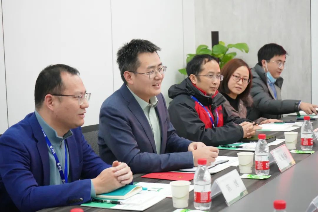 暖心慰问 | 东湖高新区管委会领导走访艾米森 暖心慰问 | 东湖高新区管委会领导走访艾米森
